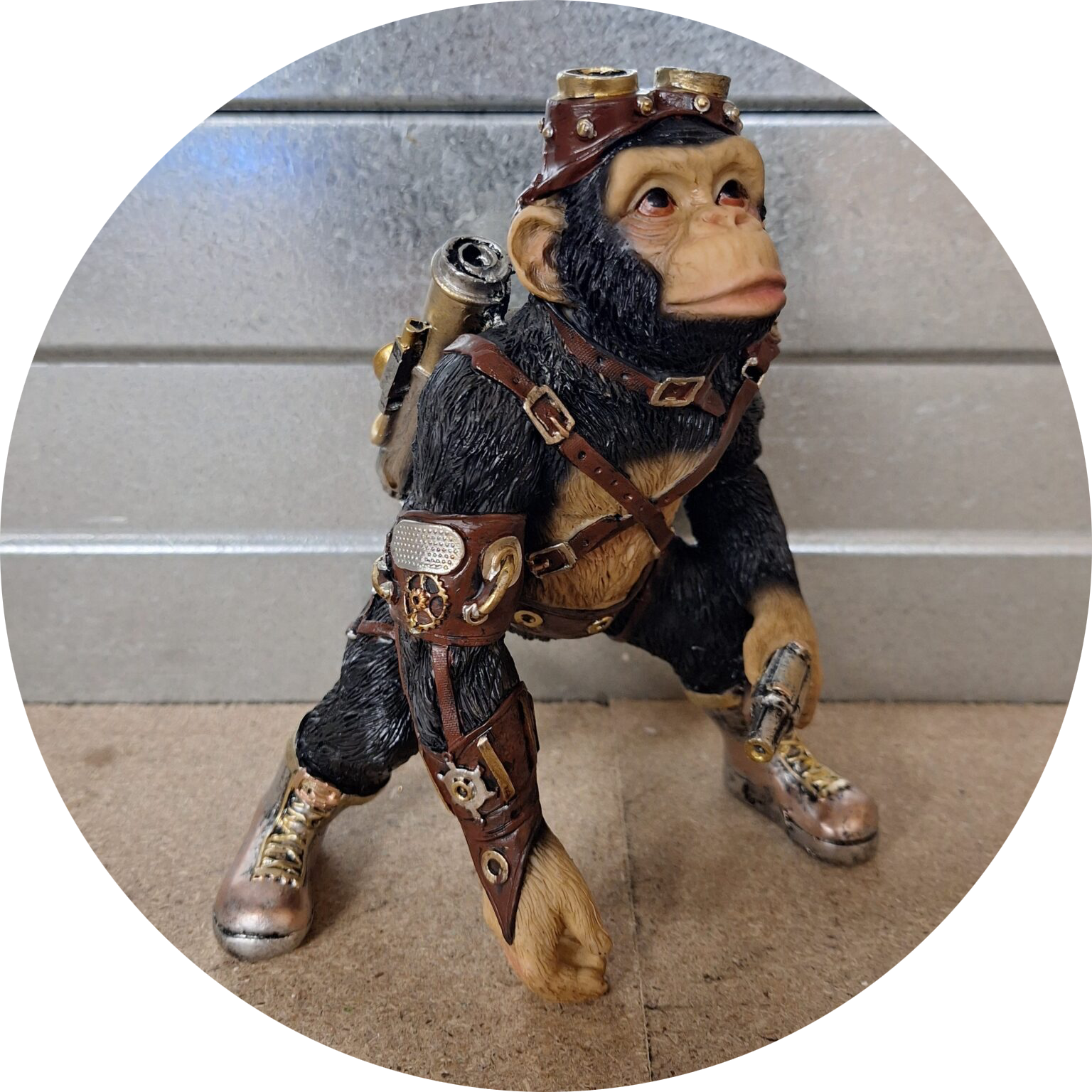 Chimpanse Lopend Steampunk 21 x 18 x 14 cm.  verp 4