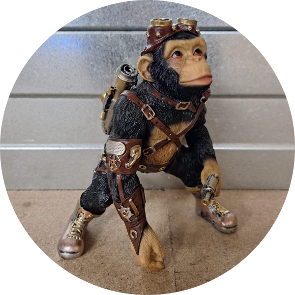 Chimpanse Lopend Steampunk 21 x 18 x 14 cm.  verp 4