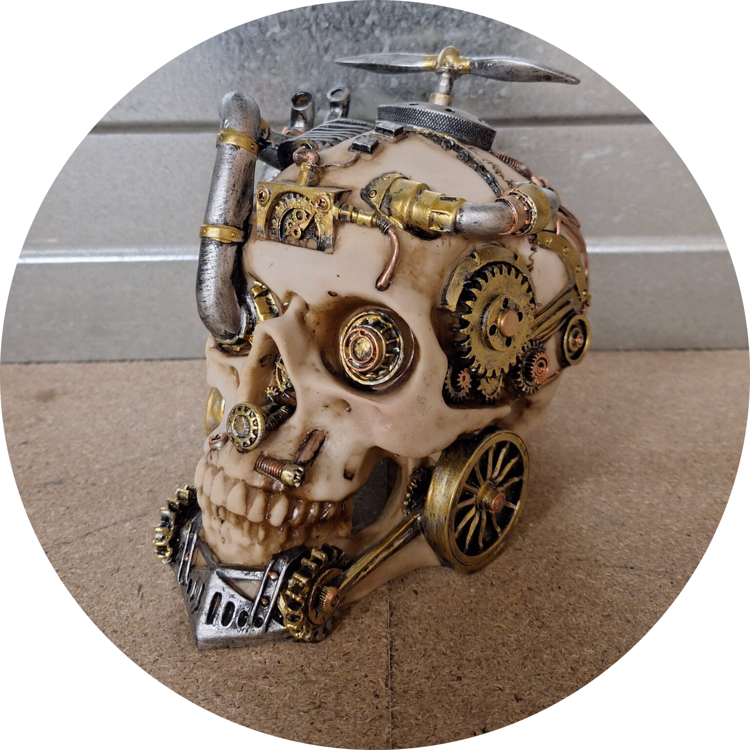 Schedel met schroef steampunk 17 X 21 X 15 CM verp 6