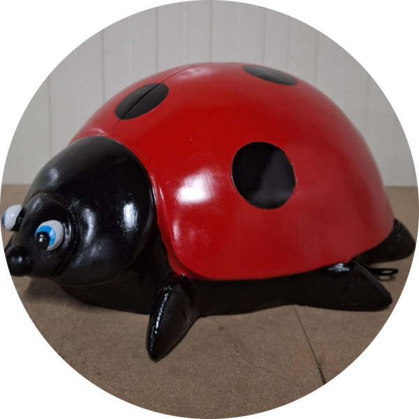 coccinelle Lieverheerbeestje 50 x110 x 93. cm