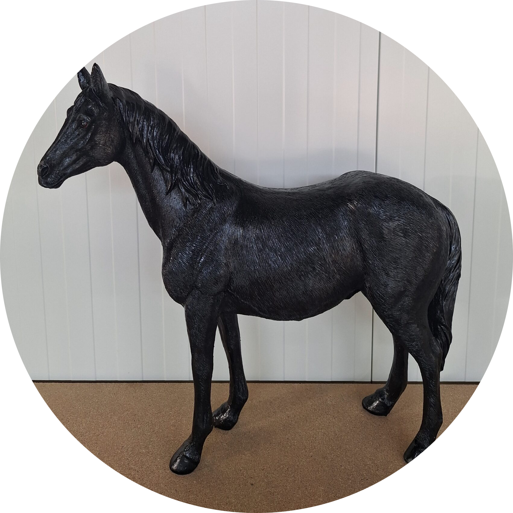 paard staand zwart laminaat 70 CM