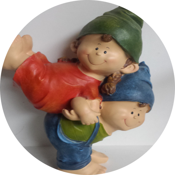 Spelende kabouter kinderen 35 cm