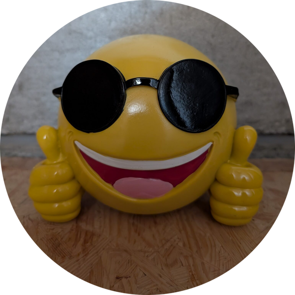 Emoji heppy 15 cm