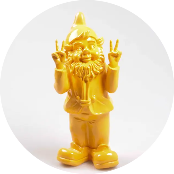 KABOUTER PEACE geel  13X11X31 CM verp 16