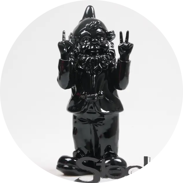 KABOUTER PEACE zwart  13X11X31 CM verp 16