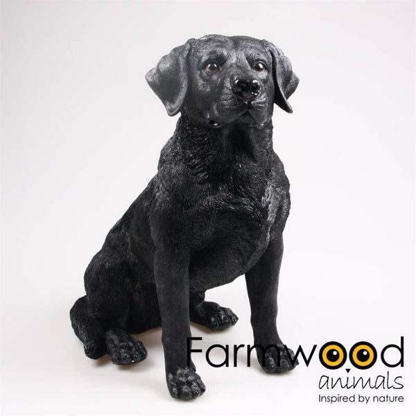 HOND LABRADOR ZITTEND ZWART 48X30X53.5 CM