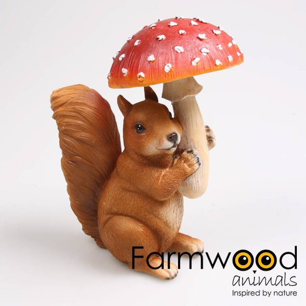 EEKHOORN MET PADDENSTOEL GITD 15X11X21 CM verp 12
