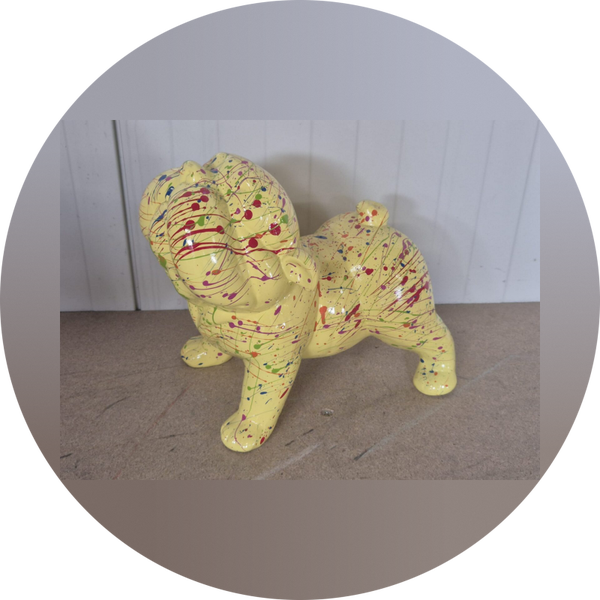 Engelse buldog hond  staan splash 40 cm verp 2