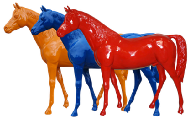 ART Paard rood polyester résine  204 x 230 cm