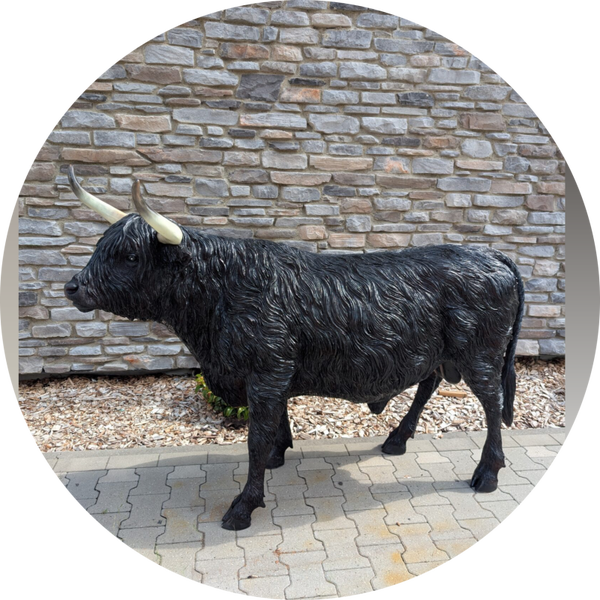 Highlander koe staand laminaat zwart 177 x  62 x 127 cm