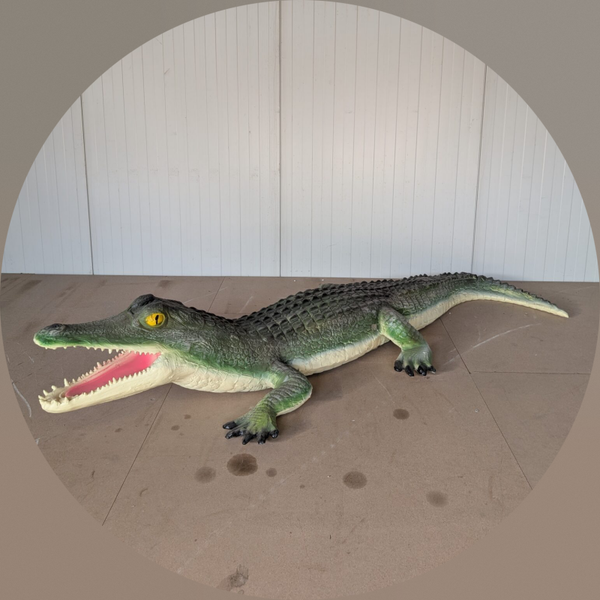 crocodile polyester résine  37 x 210 X 77  cm