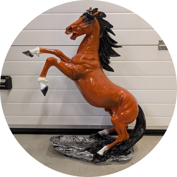 Paard steigend bruin polyester résine 90cm