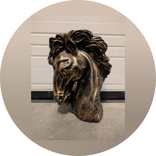 Paardenkop Burste antiek brons 4O cm