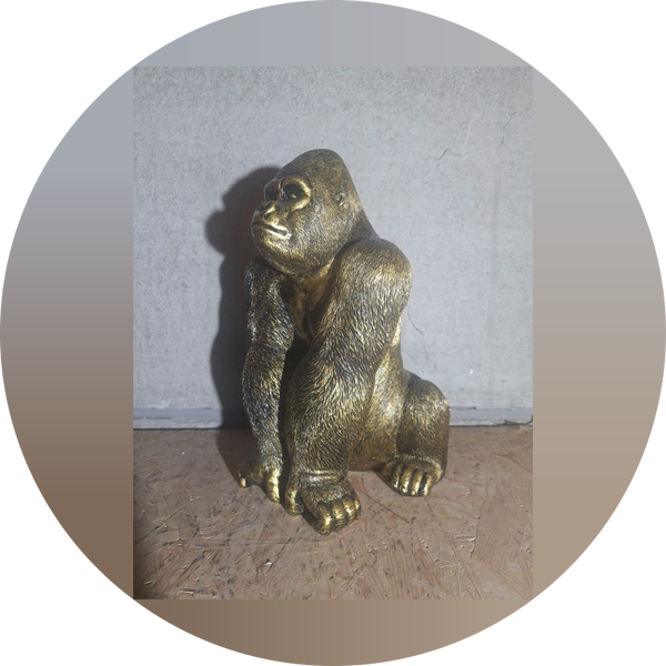 Stoere aap zit antiek goud 29 x 22 x 30 cm