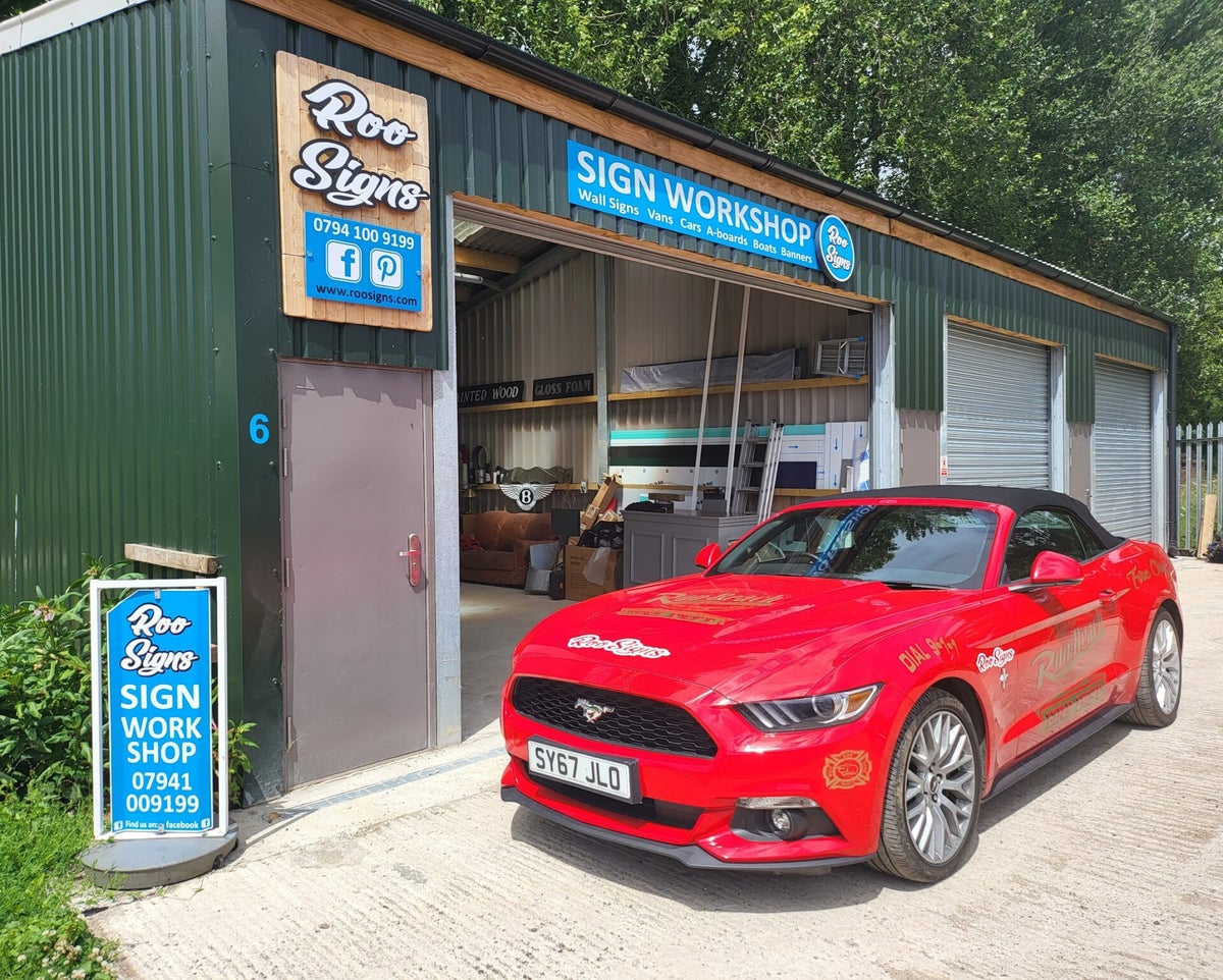 Vehicles | Roo Signs