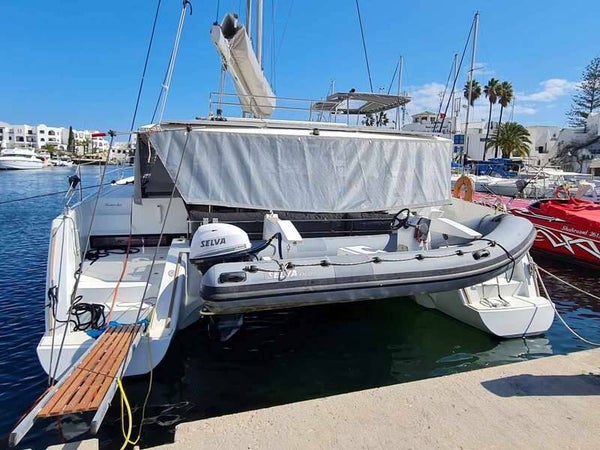 lagoon 46