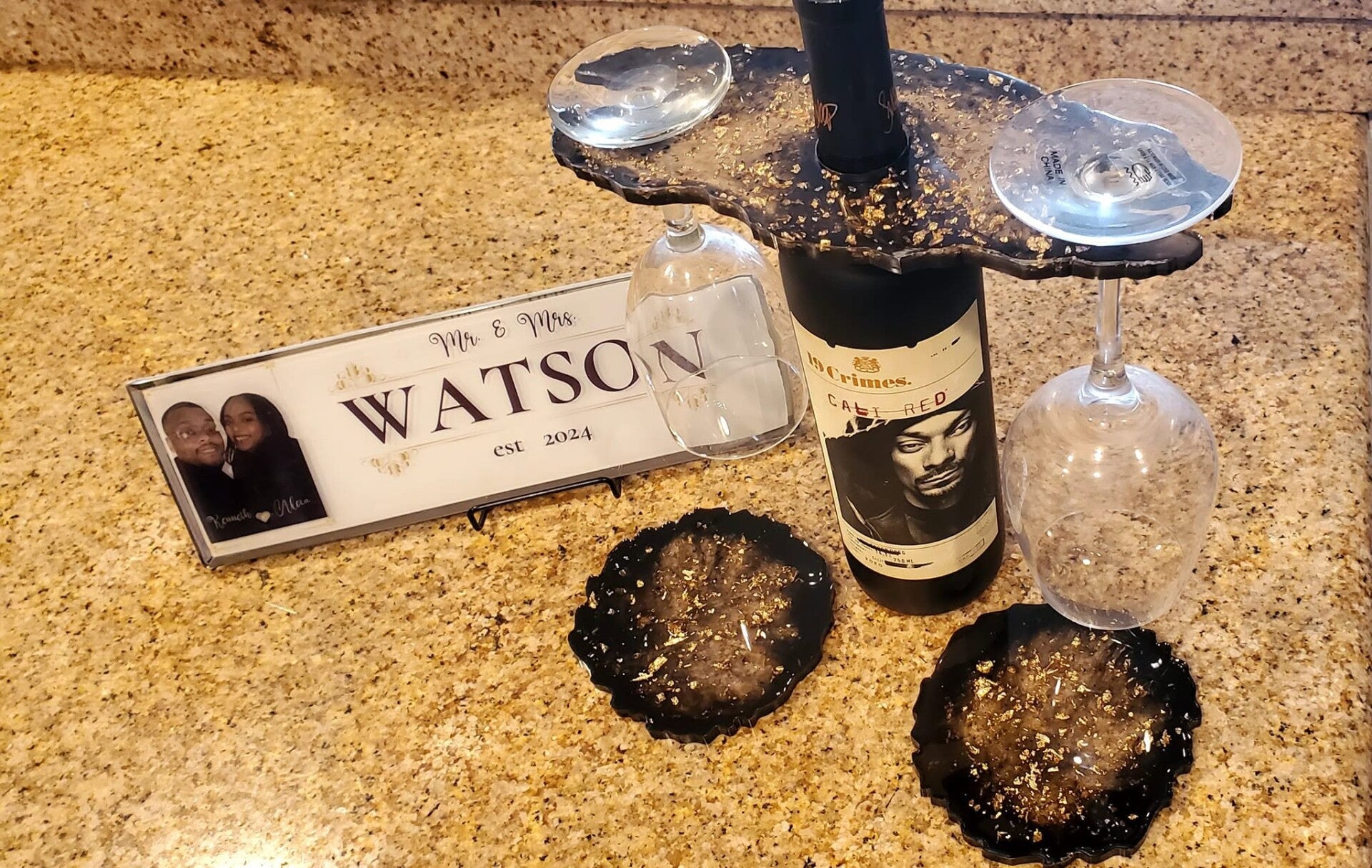 Glass Plaque and Resin Wine Rack &amp; Coaster set