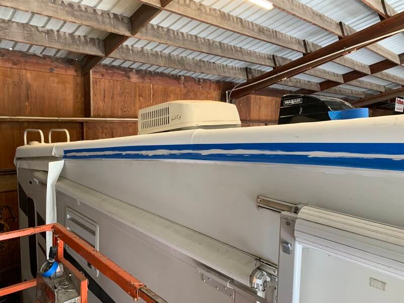 New RV roof upper molding lap seal