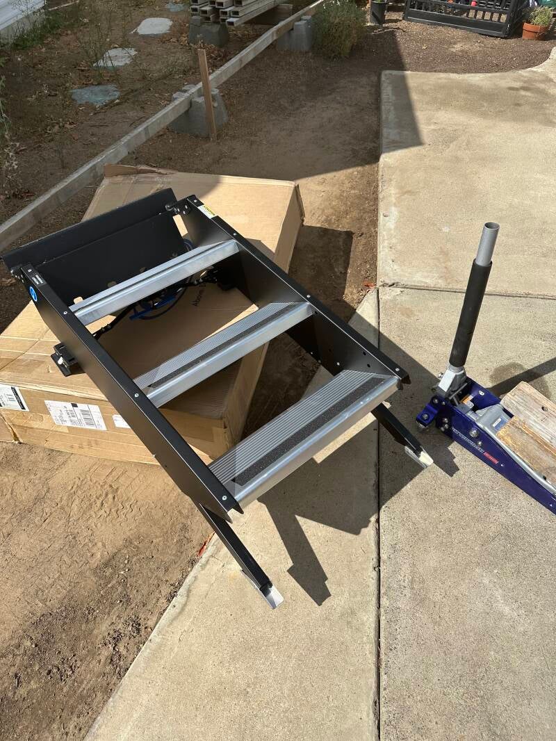 RV moreryde step install 