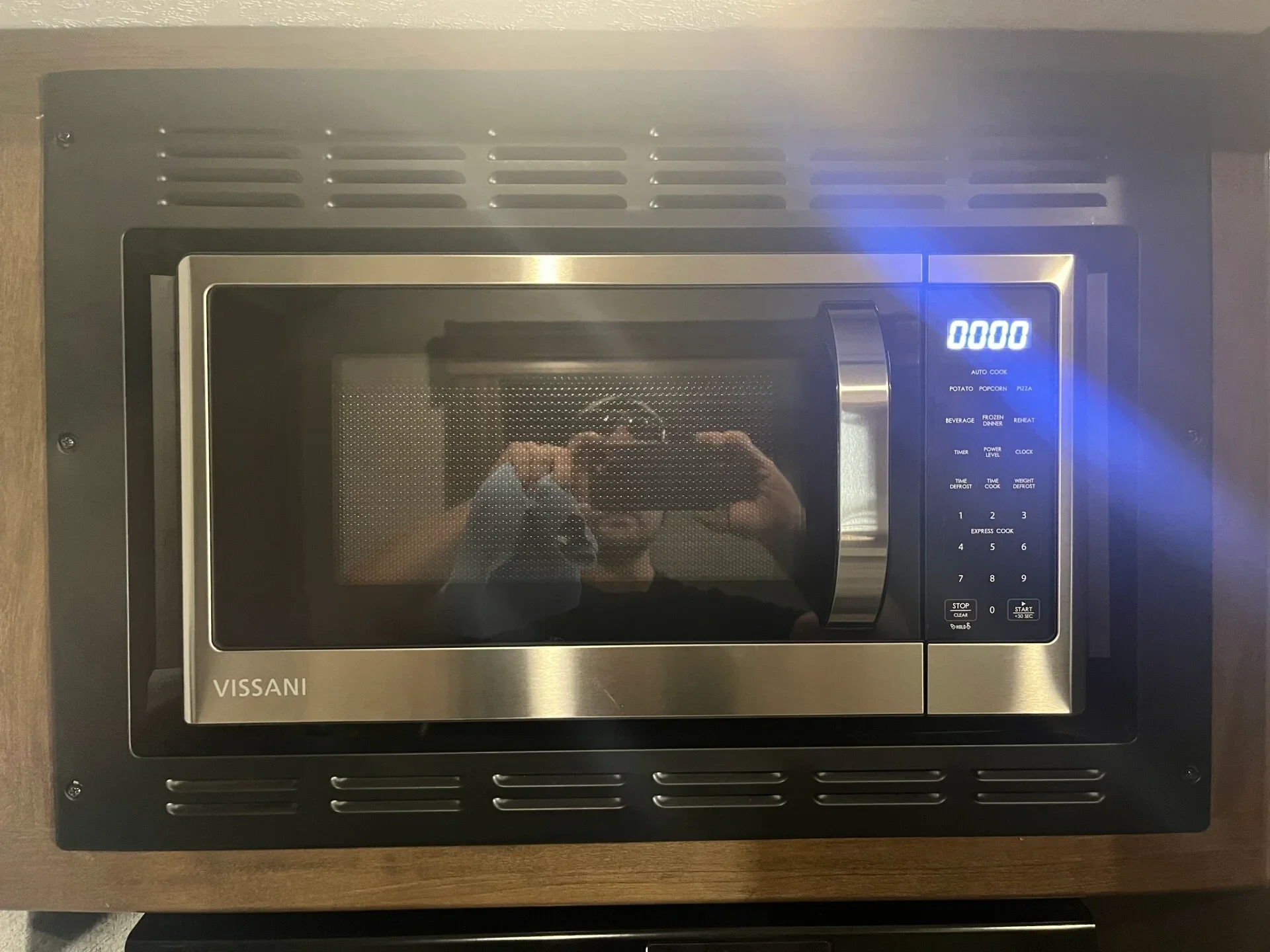 RV microwave repair service Central Valley. On-site Mobile RV repair. Stockton Ca.