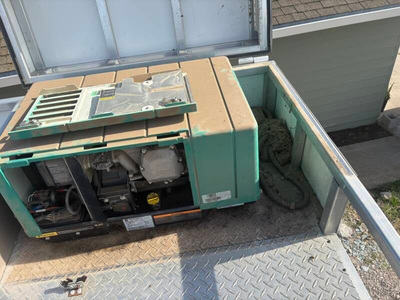 me working on an Onan generator at a Lodi RV park
