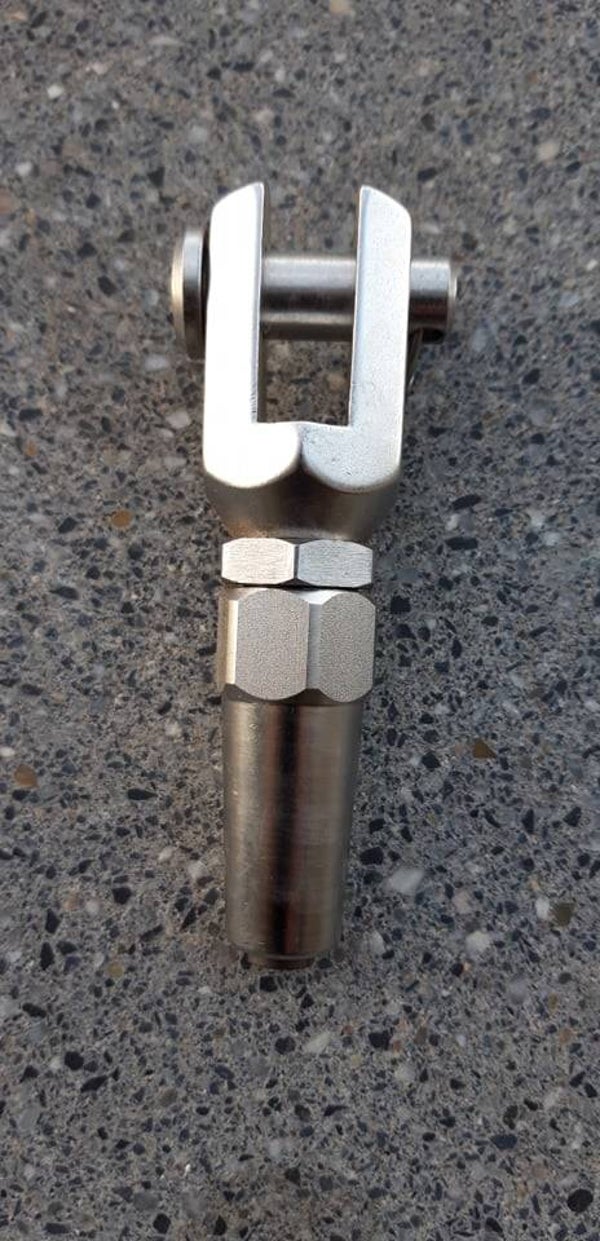 DOE-HET-ZELF TERMINAL GAFFEL