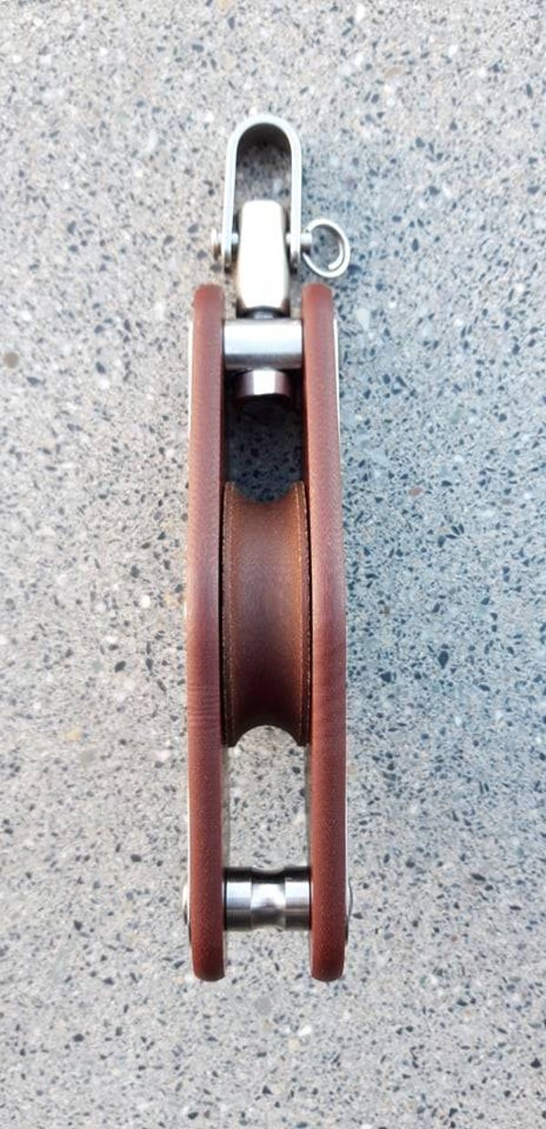 BLOK 1-SCHIJFS MET WARTEL EN HONDSVOT - 16 MM