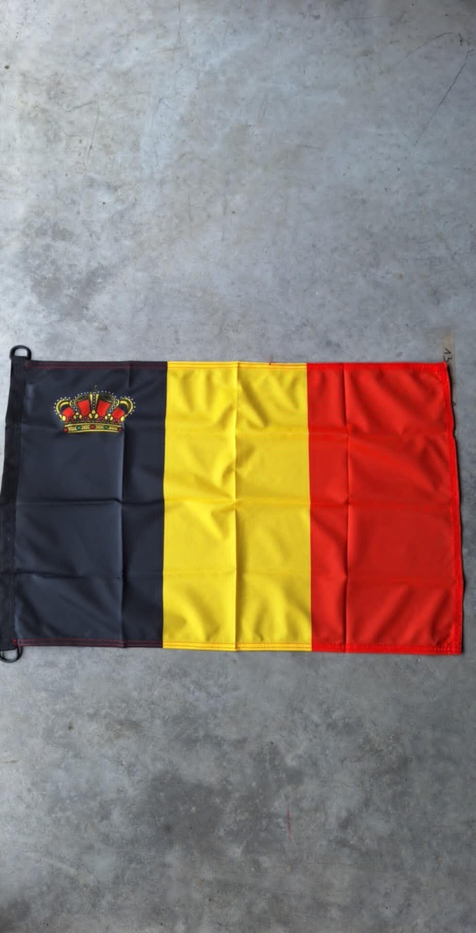 VLAG BELGIE MET KROON - POLYESTER