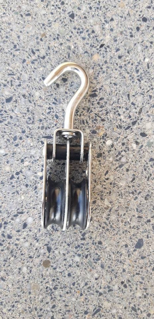 BLOK MINI 2-SCHIJFS  MET HAAK - 8 MM