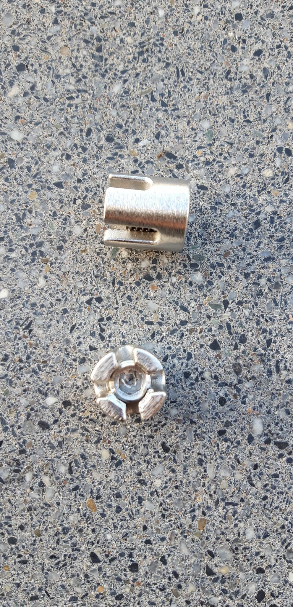 KABELKLEM RVS VOOR GEKRUISTE KABELS