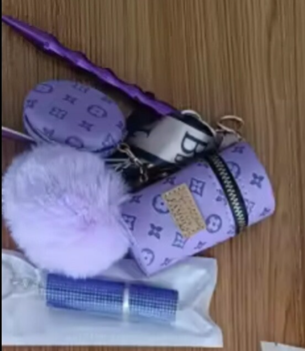 10-Piece Women’s Self-Defense Keychain Set with Rhinestones