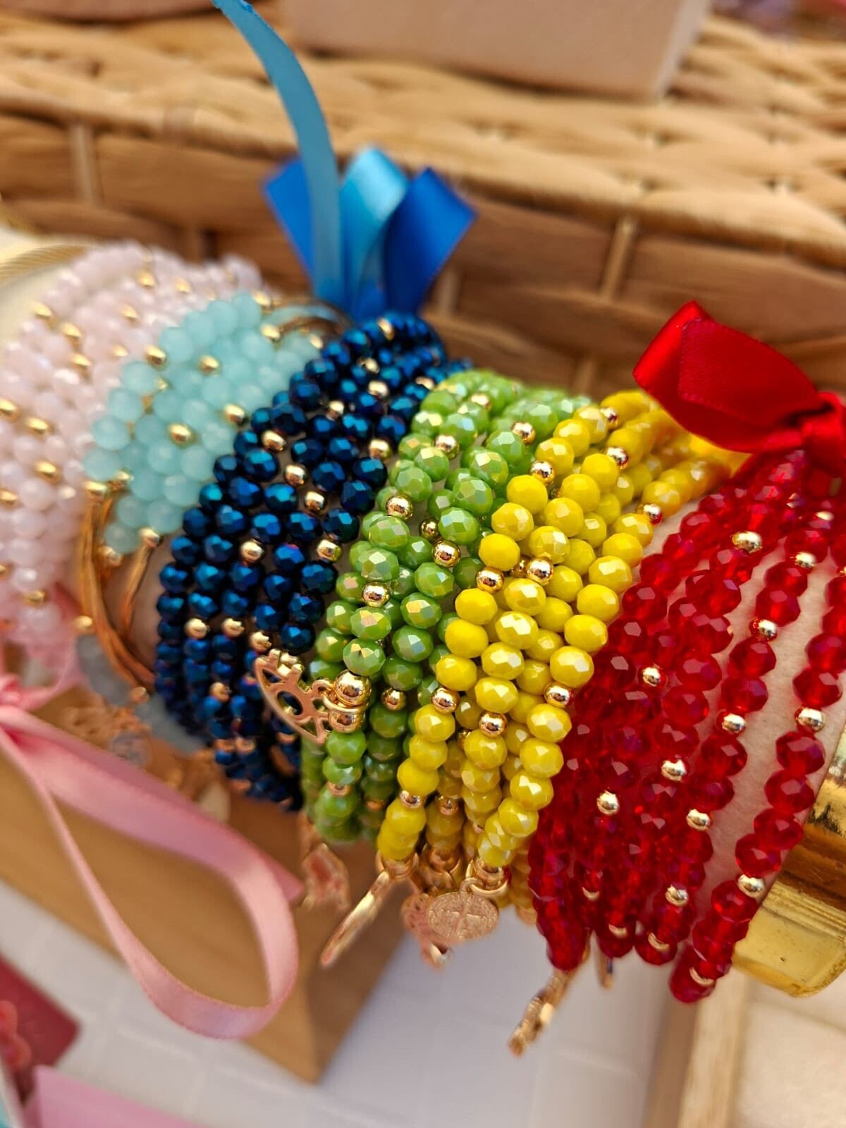 Pulseras Festivas de Colores