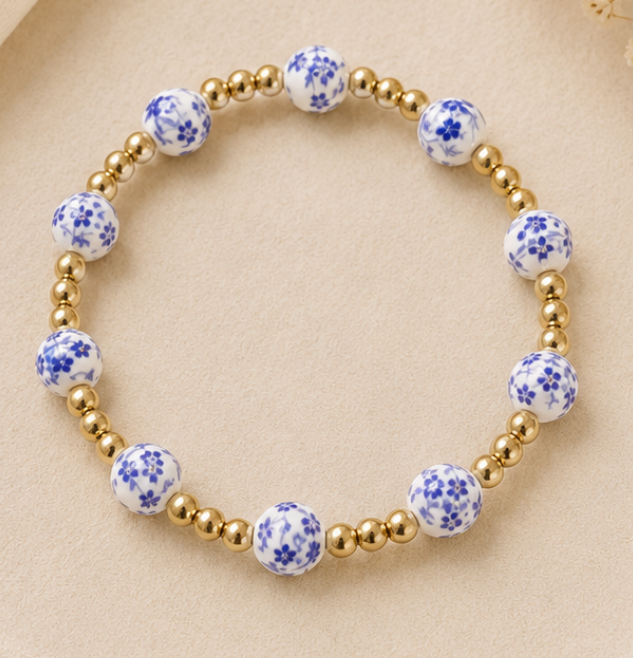 Blue floral armband