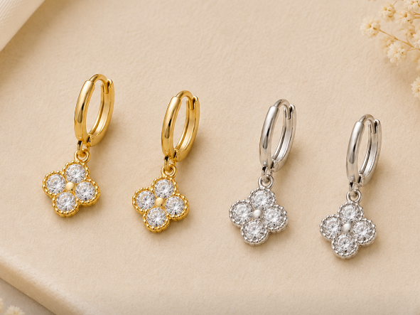 Sparkle clover oorbellen
