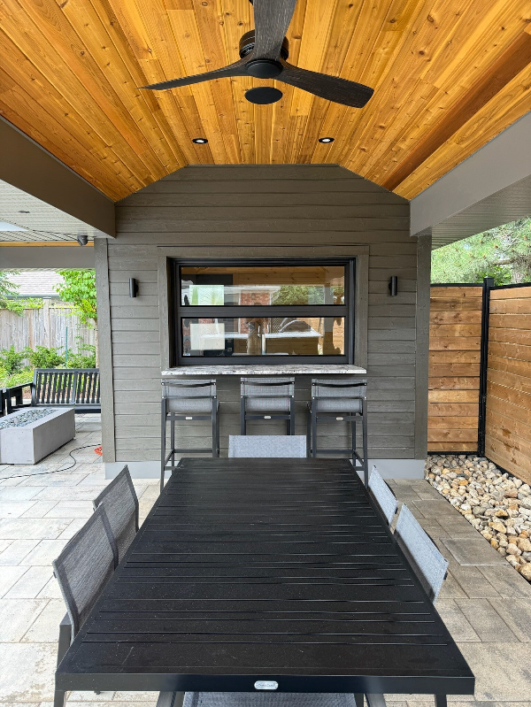 pool pavillion with bar, dining and firepit, Waterloo