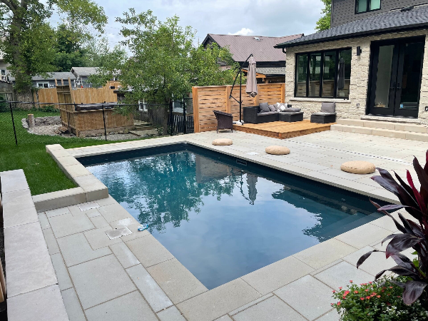 swimming pool in Elora