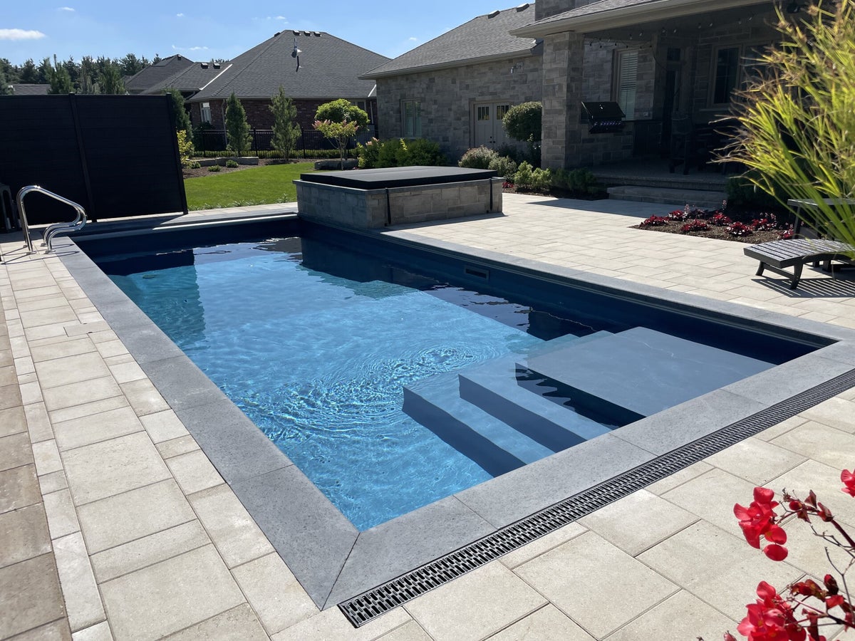 Home| Monarch Fine Landscapes, Pools & Spas