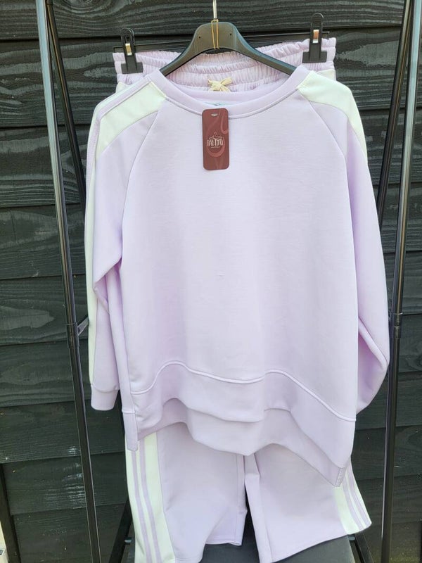 Comfyset lila met witte bies