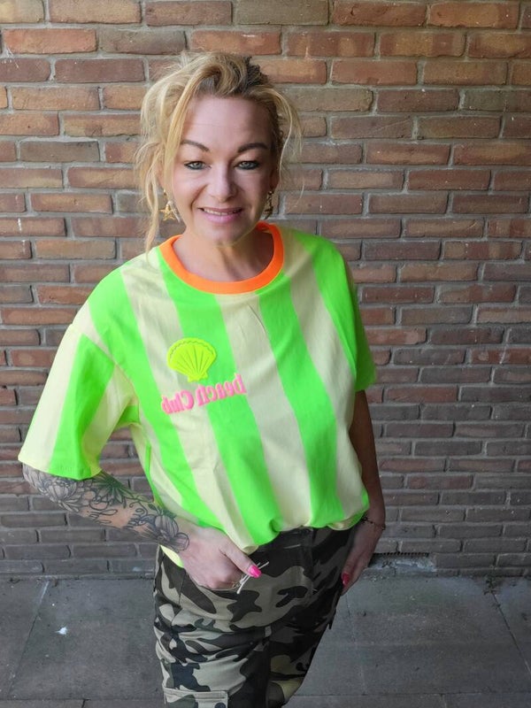 Shirt beach