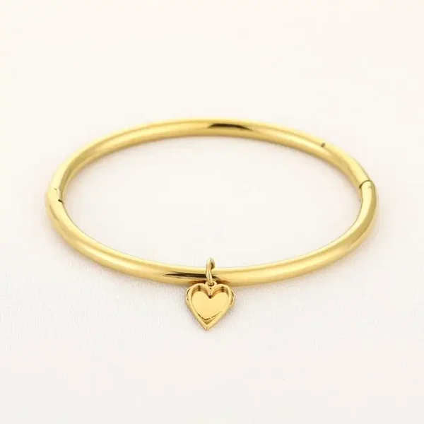 Armband met hartje
