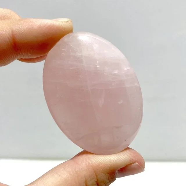 Rose Quartz Palm Stone — Natural Colour