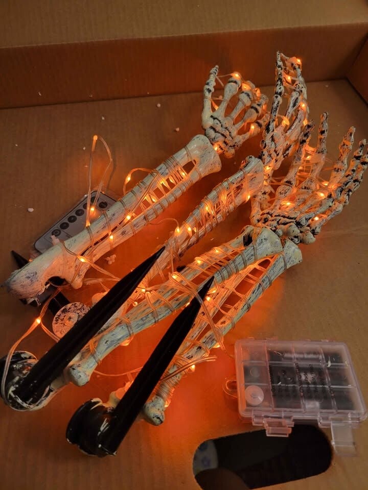 Set of 4 Lighted Skeleton Arm Stakes