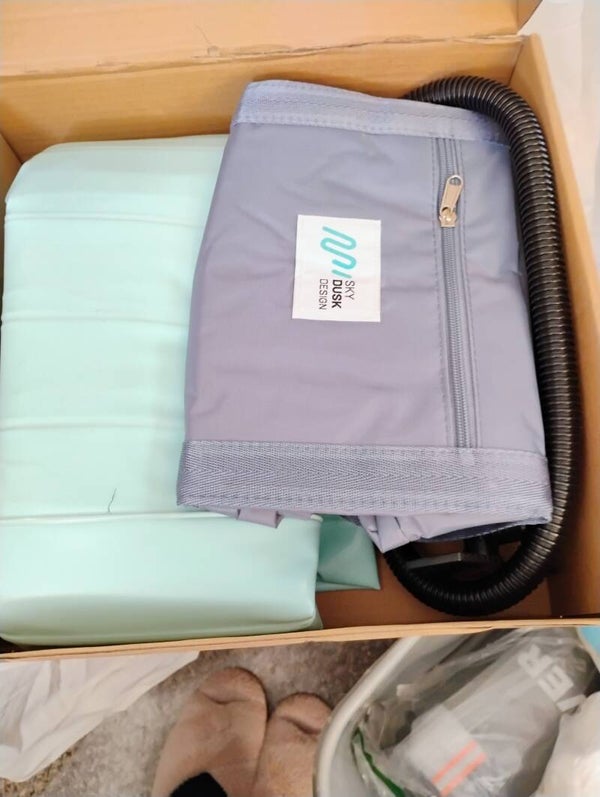 SkyDusk Design Inflatable 2-in-1 Kids Airplane Travel Bed –New/Open Box/Never Used