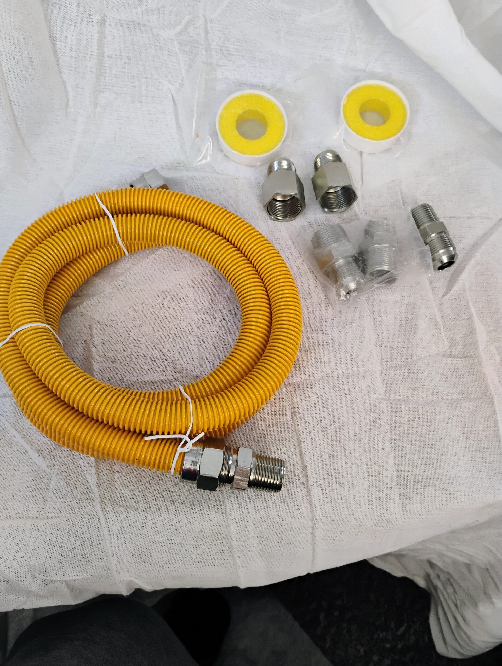 Puxyblue 72-Inch Flexible Gas Line Kit with Brass Fittings & Seal Tape