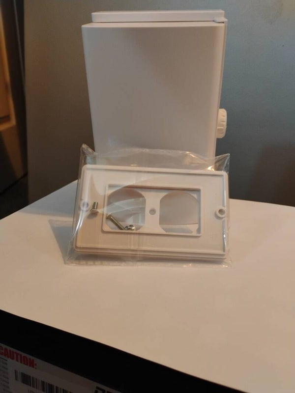 Wappa Baby Child Safety Outlet Cover Box - Brand New