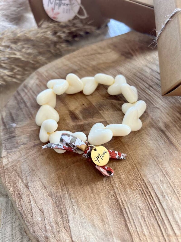 Bracelet coeur "Mom" écru