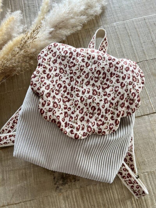 Sac à dos rabat pétales