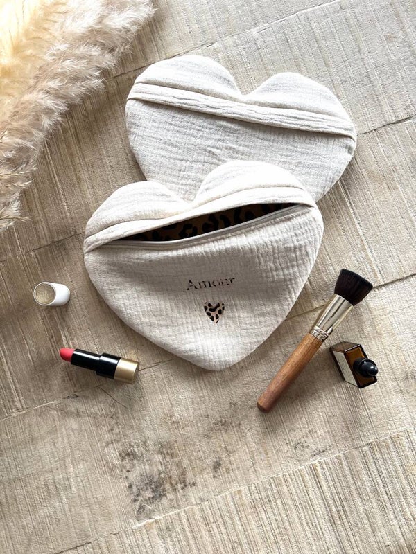 Pochette coeur inscription léopard