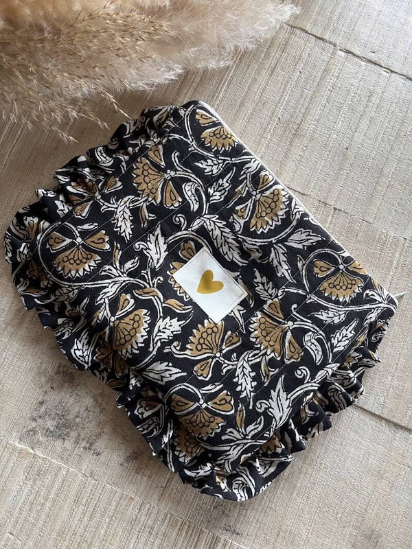 Pochette à froufrou