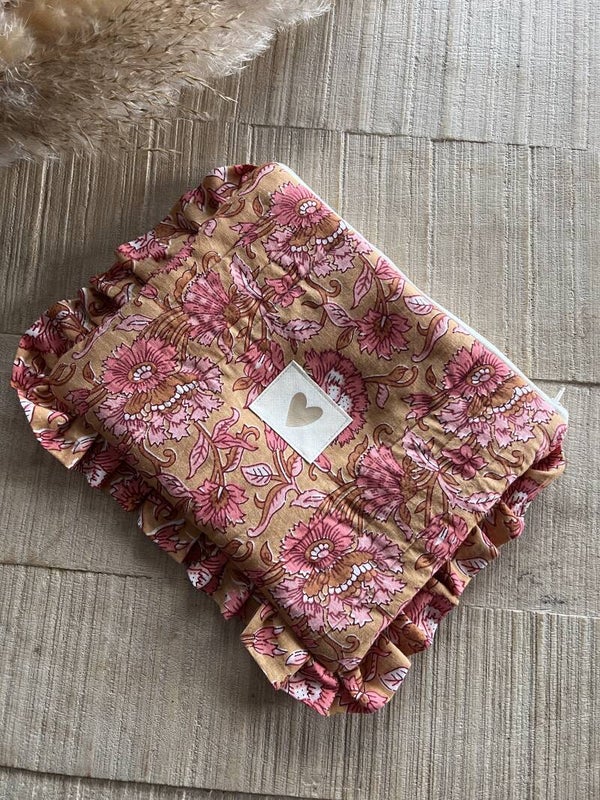 Pochette à froufrou